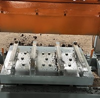Machine semi-automatique Qt4-35 pour la fabrication de blocs de béton, de pavés autobloquants et de briques creuses en ciment