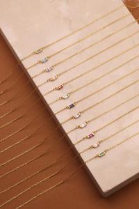 Collier Baguette Pierre de Naissance Famille en Acier Inoxydable 18K Plaqué PVD Bijoux Cadeau Personnalisé - Product Image 5