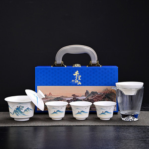 Service à thé « Mille milles de rivières et de montagnes » en porcelaine blanche avec motif paysage bleu, coffret cadeau pour cadeaux d'affaires - Product Image 1