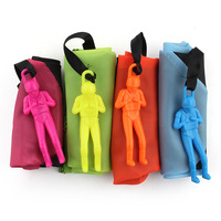 Jouets volants pour enfants et soldats de poupée, mini-jeux de lancer de parachutes, jeux de plein air, vente chaude 2023, haute qualité