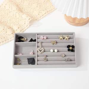 Bandeja de terciopelo gris personalizada para anillos y pendientes, expositor de joyería, contenedor de almacenamiento, bandeja para joyas - Product Image 3