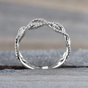 Anello Eternity da Donna F1093 con Diamanti Micro Pavé Rotondi Naturali, Anelli di Fidanzamento alla Moda - Product Image 4