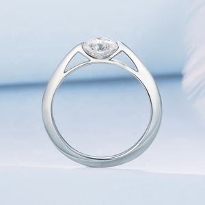 OEM Classic Plata 925 Plata Diseñador único Anillo de dedo de piedra giratoria Mujeres simples Promesa Compromiso Cz Boda Anillos de circón - Product Image 2