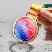 Médaille sportive en cristal MVP ronde personnalisée en gros à bas prix, médailles commémoratives, médaille en verre cristal gravée au laser pour le sport