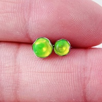 Anting-anting tusuk tulang rawan titanium F136 G23 dengan liontin bintang zircon tiga lapis dan CZ berulir dalam