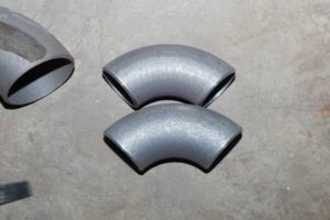 <span class=keywords><strong>ASTM</strong></span> <span class=keywords><strong>A403</strong></span> wp304 <span class=keywords><strong>wp316l</strong></span> đánh bóng thép không gỉ 90 độ khuỷu tay bán kính ngắn SR sch10s mông hàn phù hợp - Product Image 3