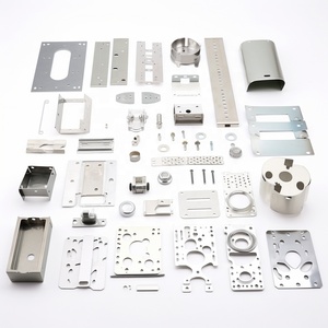 Fabrication de supports de plaques métalliques d'estampage en aluminium et en acier inoxydable sur mesure; Traitement de plaques métalliques sur mesure - Product Image 3