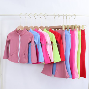 이잉 부티크 여자아이 귀여운 아동복 세트 도매 캐주얼 가을 단색 프린트 긴팔 요가복 - Product Image 1