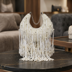 Pochette élégante classique demi-lune brodée de perles avec décoration de perles et bandoulière souple – Promotion soirée - Product Image 3
