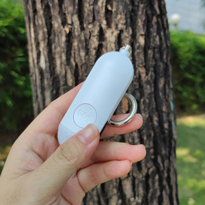 Alarma de Seguridad Recargable por USB, Alarma de Protección <span class=keywords><strong>Personal</strong></span>, Alarma de Emergencia para Caminar de Noche, Dispositivos de Seguridad <span class=keywords><strong>Personal</strong></span> - Product Image 4