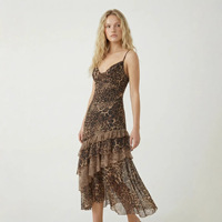 Robe longue moulante pour femme à imprimé léopard, bretelles spaghetti, sans manches, ourlet à volants, en maille, pour soirée
