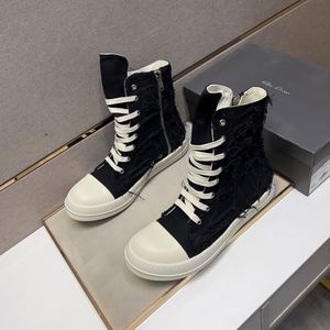 Chaussures de sport de luxe pour hommes et femmes, chaussures de marche décontractées et modèles élégants à lacets. - Product Image 3