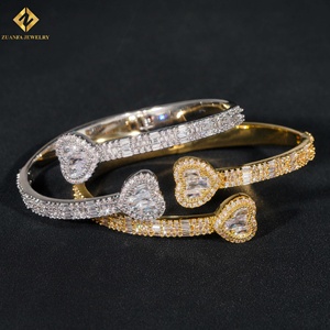 Hiphop Jewelry High Quality VVS Moissanite <b>Iced</b> Out Bangle 925 Silver Unisex Moissanite Heart Bangle Rapper Jewelry - Product Image 1