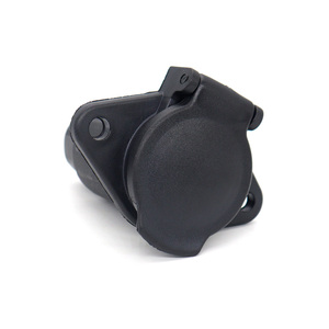 Connecteur d'adaptateur de <span class=keywords><strong>prise</strong></span> de <span class=keywords><strong>remorque</strong></span> à <span class=keywords><strong>7</strong></span> <span class=keywords><strong>broches</strong></span> <span class=keywords><strong>prise</strong></span> mâle <span class=keywords><strong>femelle</strong></span> électrique pour RV robuste - Product Image 4