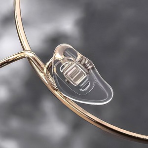 Atacado Óculos Espessados Multi-Angle Prisma Arc Nose Pads Almofadas Nariz De Silicone Comum Acessórios De Prescrição - Product Image 1