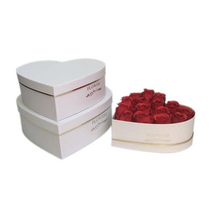 Set de Cajas de Flores de Cartón para Regalo en Forma de Corazón de Tres Piezas con Empaque Personalizado de Fábrica - Product Image 2