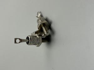 Nga Stud thyristors T122-32-16 32A 1600V cho chuyển đổi và kiểm soát DC và AC dòng - Product Image 6