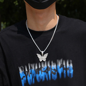 Collar con Colgante de Mariposa Unisex, Estilo Hip Hop, Joyería de Moda Urbana - Product Image 3