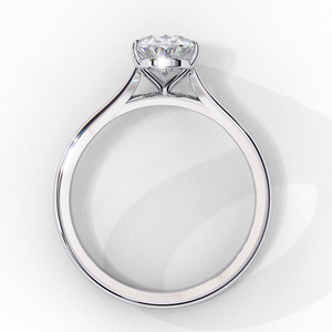 Hermoso Anillo de Diamantes Plateado para Mujer, Acabado Elegante, Diseño de Joyería para Uso Diario - Product Image 4
