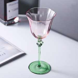 Calici in Vetro Medievale Resistenti alle Alte Temperature per Decorazioni Festive e Regali, Eleganti Tazze per Caffè e Tè - Product Image 1
