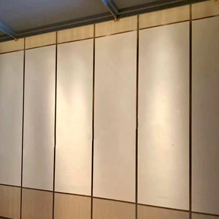 Ahşap otel işletilebilir bölme duvar katlanır oda bölücü hareketli bölücü duvar akustik kullanılabilir bölme duvar