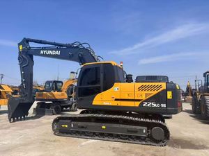 Excavatrice sur chenilles Hyundai 25 tonnes 225lc-9s d'occasion en stock, engrenages et pompe inclus, testée et inspectée - Product Image 4