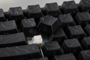 คีย์บอร์ดเกมมิ่งแม่เหล็กพร้อมไฟ RGB ขนาดเล็กสำหรับพีซีและแล็ปท็อป คีย์บอร์ด RGB ขนาดกะทัดรัด - Product Image 3