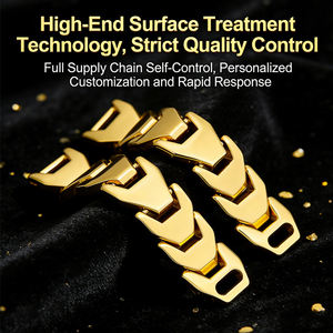 Etiquetas de Metal con Nombre de Marca Personalizadas de Alta Calidad, Placa Grabada con Letras, Etiquetas de Logotipo para Ropa con Diseño de Cadena - Product Image 3