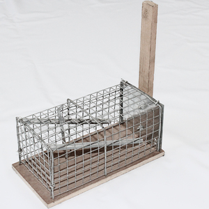 Trampas para animales de madera ecológicas para exteriores, trampas cuadradas pequeñas para ratones humanos, conejos, pájaros, mosquitos, caja empaquetada de uso agrícola de alto costo - Product Image 3