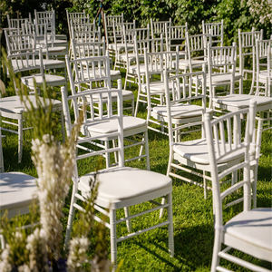 Chaise Bambou De Luxe Blanche et Dorée en Matériau PP Durable pour Hôtel Moderne, Salle à Manger, Fête, Mariage, Événement, Banquet, Bar, Utilisation Extérieure - Product Image 6