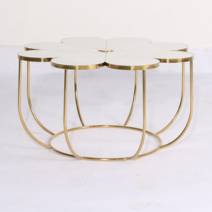 Moderno lusso in acciaio inossidabile <span class=keywords><strong>dorato</strong></span> con struttura a forma di fiore in marmo con piano in vetro piccolo <span class=keywords><strong>tavolino</strong></span> da caffè - Product Image 2