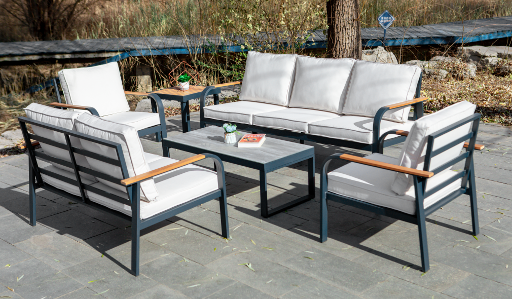 สีน้ำเงินเข้ม + ขาว