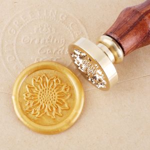 Sceau de cire en laiton de designer, milliers de motifs, pour invitations de mariage, enveloppes et papier - Product Image 1