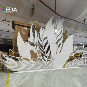 LEDA Fond de Scène Acrylique Détachable en Forme de Fleur Moderne Nouvelle Arrivée pour la Décoration de Mariage et de Fête - Product Image 3