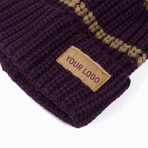 Gorro de punto grueso con pompón para niños, cálido, con dobladillo plegable, para otoño e invierno, venta al por mayor - Product Image 4