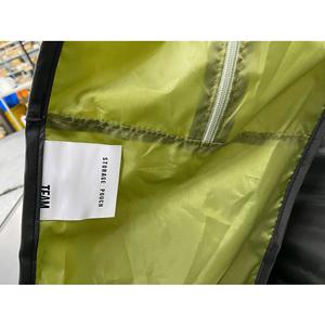 Sac à main de voyage imperméable de couleur personnalisée sac de bagage taille 7 pouces OEM Vietnam sac de plein air en polyester - Product Image 6