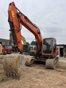 Miniexcavadora Doosan DX150LC-9C de 15 toneladas, modelo 2024, usada en buen estado, barata, 100% lista para usar, con motor, caja de cambios y bomba en venta - Product Image 3