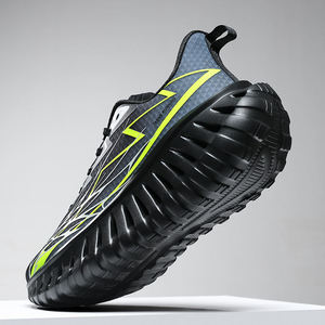 أحذية جري للرجال والنساء ذات نعل مرن مصنوع من الكربون المشكل ثلاثي الأبعاد مع طبقة علوية من TPU وجزء علوي شبكي قابل للتنفس - Product Image 5