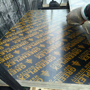 Contrachapado de película negra de 18mm barato/Contrachapado de <span class=keywords><strong>encofrado</strong></span> de hormigón <span class=keywords><strong>fenólico</strong></span> WBP/Contrachapado de madera contrachapada Marina <span class=keywords><strong>Precio</strong></span> de tableros de construcción - Product Image 3