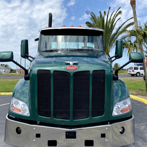 Precio Económico para Camiones Peterbilt 579 USADOS de 2018, Diésel, Manuales, Euro 5, Cabina Doble con Cama/Cabina Doble Convencional - Envío a Todo el Mundo - Product Image 1