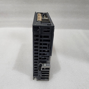 Amplificateur de Commande de Capteur Industriel Melservo J3 MR-J3-10A Équipement Électrique Neuf pour l'Automatisation Industrielle - Product Image 1