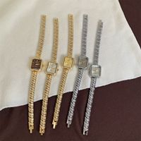 Jam Tangan Wanita Dial Persegi Mini Vintage Jam Tangan Kuarsa Gelang Rantai Tulang Ular Berlian Mewah Jam Tangan Wanita Retro (WA454)
