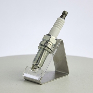 Plug18855-10060 di scintilla per auto di alta qualità LZKR6B-10E le candele per bujia fabbricano direttamente il prezzo di fabbrica - Product Image 1