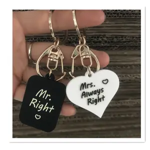 Souvenir Pernikahan Mr Right En Mevrouw Altijd Gelijk Paar Sleutelhangers Hart Sleutelhanger