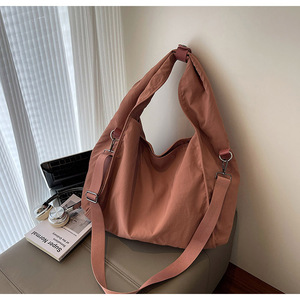 Sac à provisions léger à une épaule en nylon avec logo personnalisé Boce et taille personnalisée pour les déplacements loisirs voyage shopping - Product Image 6