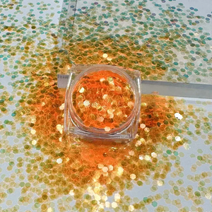 جليتر مزخرف بألوان قزحية بأحجام متنوعة على شكل سداسي لفن الراتنج والسلايم والأكواب - Product Image 4