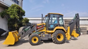 Chargeuse-pelleteuse XC870HK de haute qualité de Chine, 4x4, avec godet 4-en-1 et plancheuse, à vendre - Product Image 2