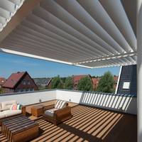 Pergola à lames orientables, toit imperméable, aluminium PE, largeur maximale de 6 mètres, bois traité sous pression naturel, type extérieur, imperméable