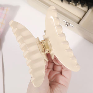 Français élégant doux pois cosse cheveux griffe haute qualité mode strass requin cheveux accessoire belle perle griffe pince - Product Image 3