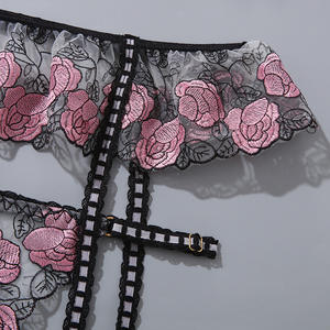 2023ใหม่ชุดสตรี3ชิ้นเซ็กซี่ผ้าตาข่ายลายเซนต์วาเลนตินชุดชั้นในแบบซีทรูประดับโบว์ลายดอกไม้ชุดชั้นในเข็มขัด - Product Image 5